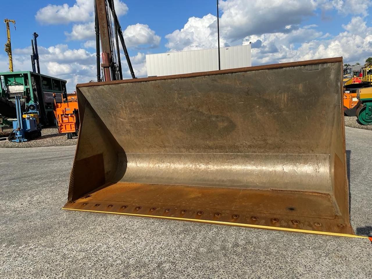 Dichte bak Volvo L220 Eurosteel