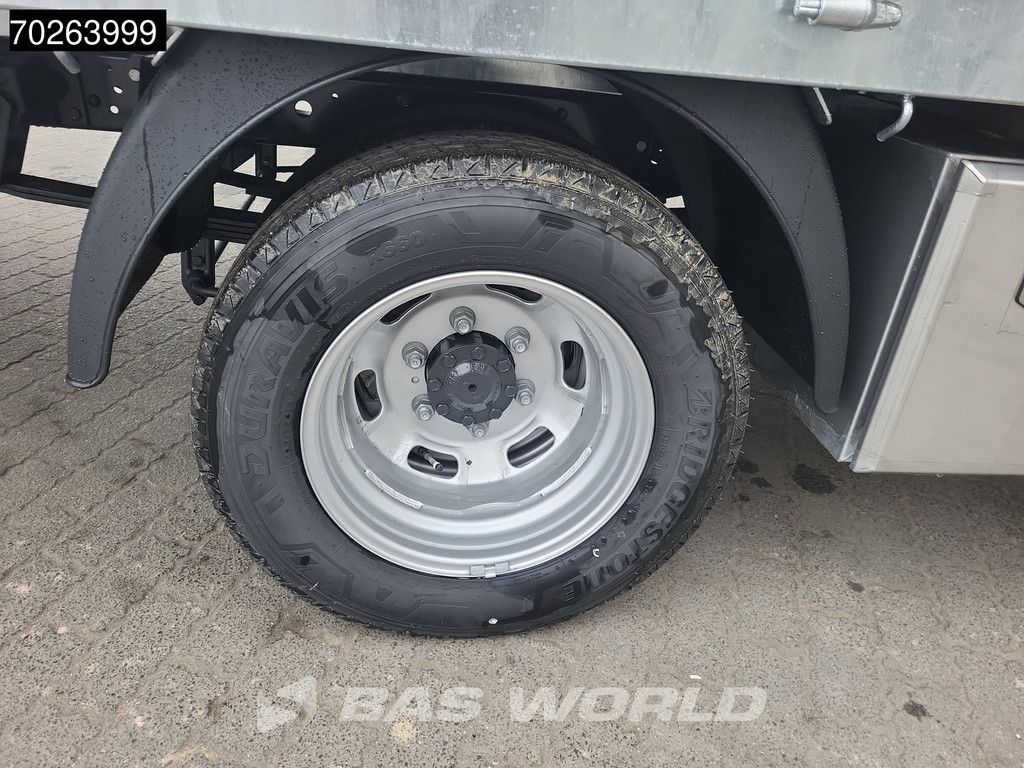 Iveco Daily 35C18 3.0L Open Laadbak 180PK Dubbel Cabine 2025-Model 3,5t Trekvermogen Navi Airco Cruise Camera Euro6 Pritsche Pickup 3m3 A/C Double cabin Cruise control