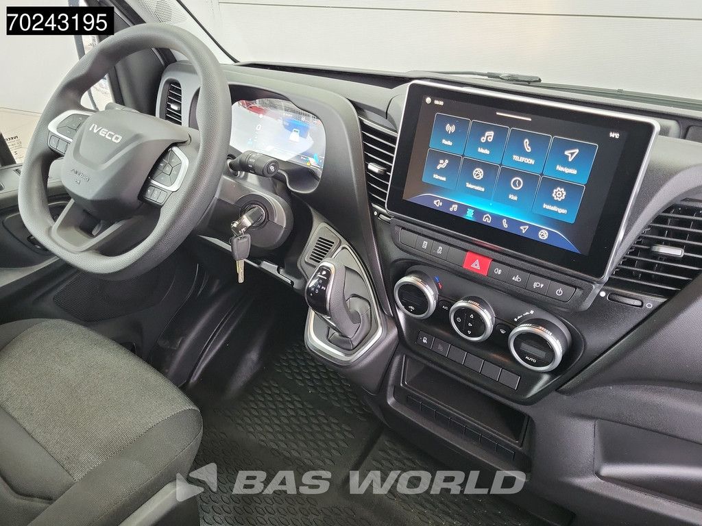 Iveco Daily 35C18 3.0L Automaat 180PK 1000KG Laadklep Zijdeur 2025-Model Bakwagen Dubbellucht ACC LED Navi Airco D'Hollandia 3,5t Trekgewicht Euro6 Meubelbak Koffer 21m3 A/C