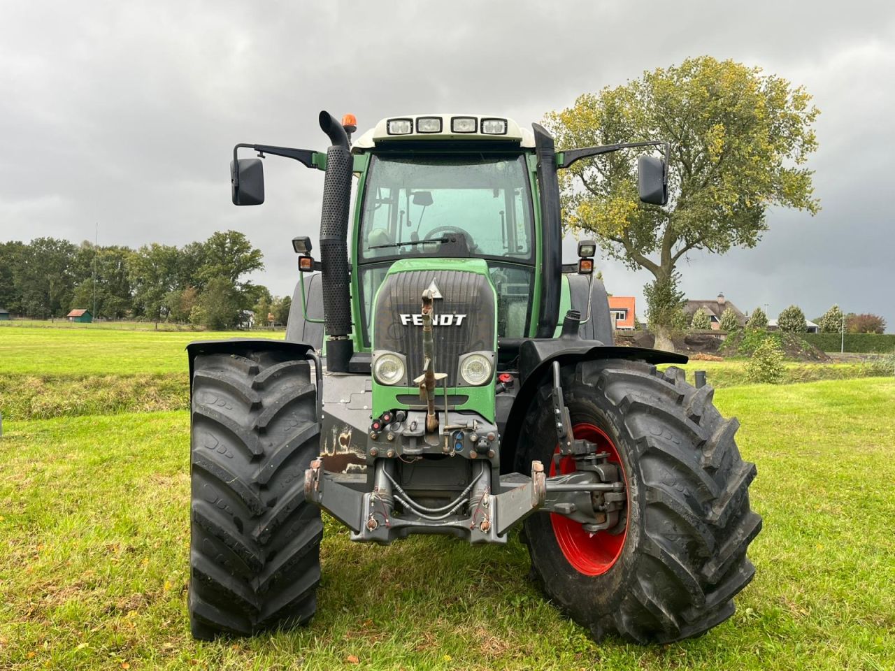 Fendt 820 Vario tms