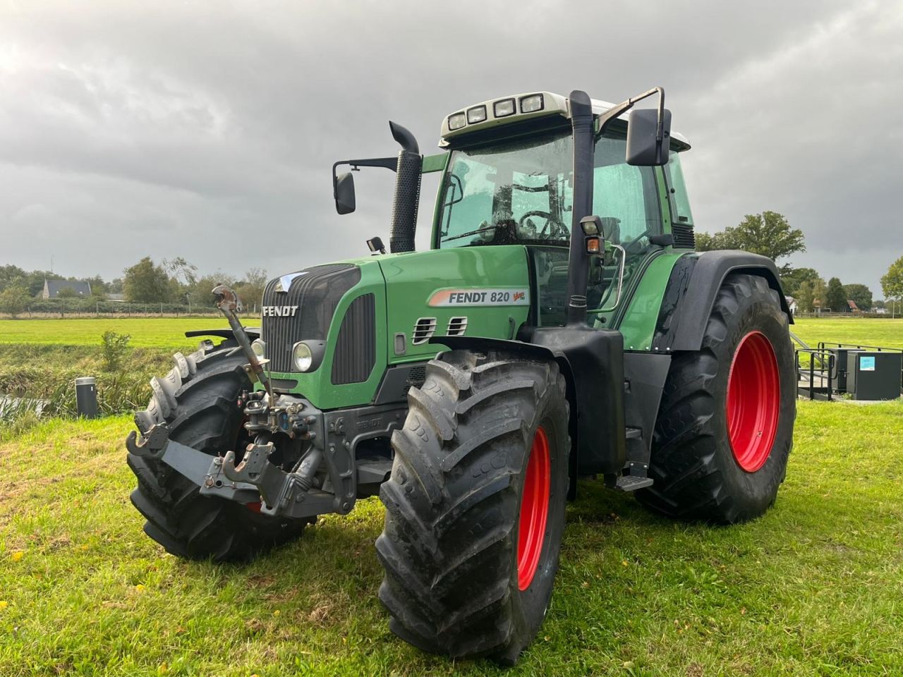 Fendt 820 Vario tms