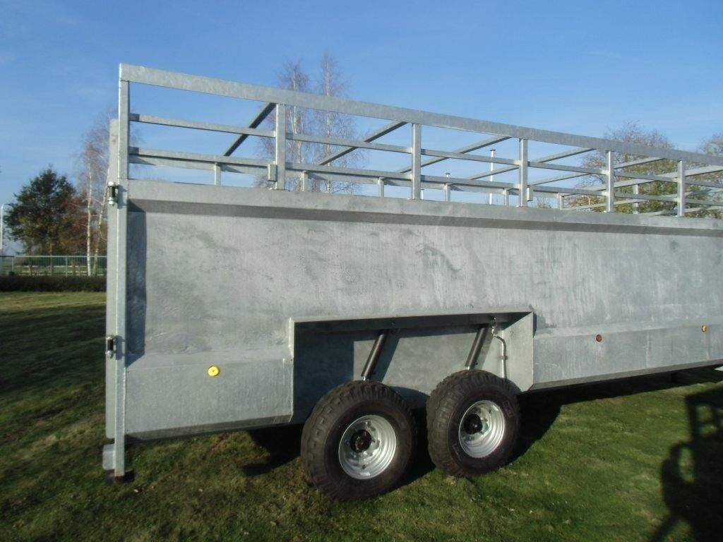 Veewagen livestock trailer