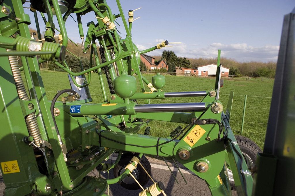 Krone getrokken schudders KWT met wielstel