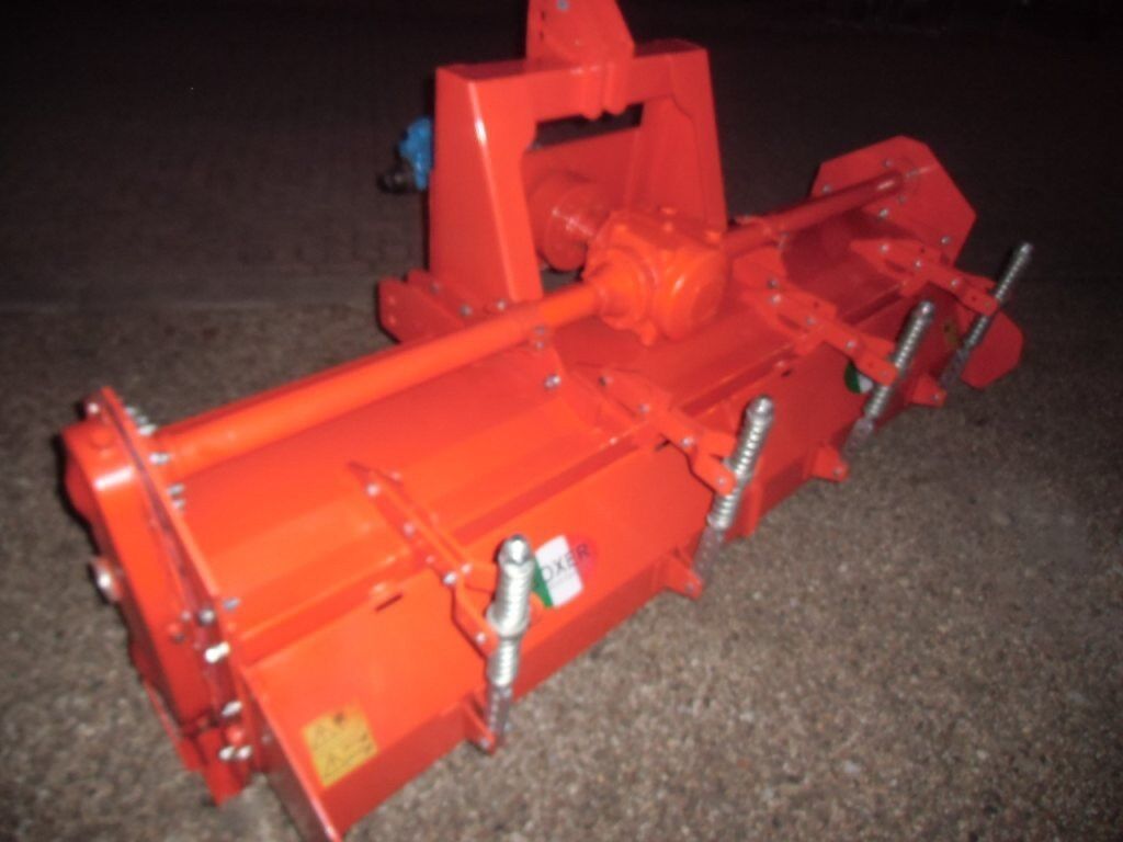 Grondfrees rotavator
