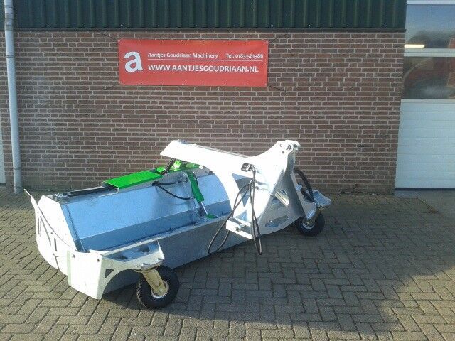 Rolbezem sweeper brush