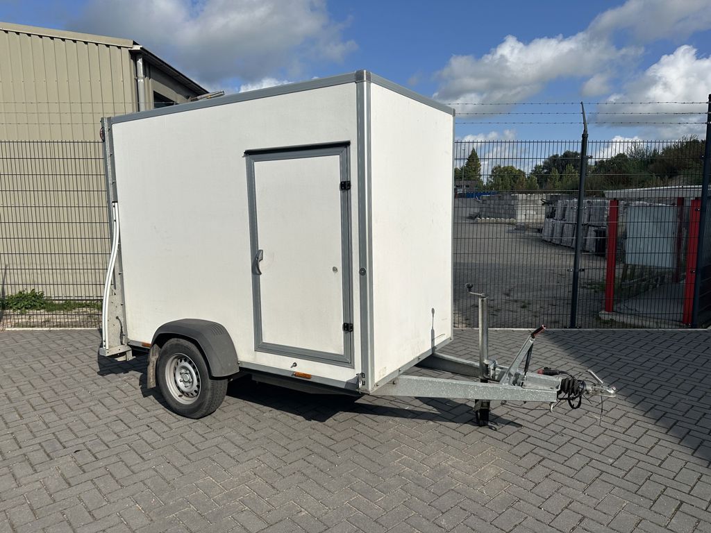 Onbekend GESLOTEN AANHANGWAGEN