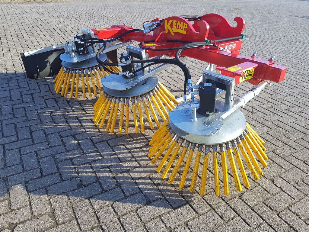 Onkruidborstel Tripel sweeper brush