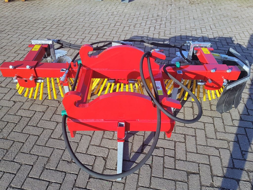 Onkruidborstel Tripel sweeper brush