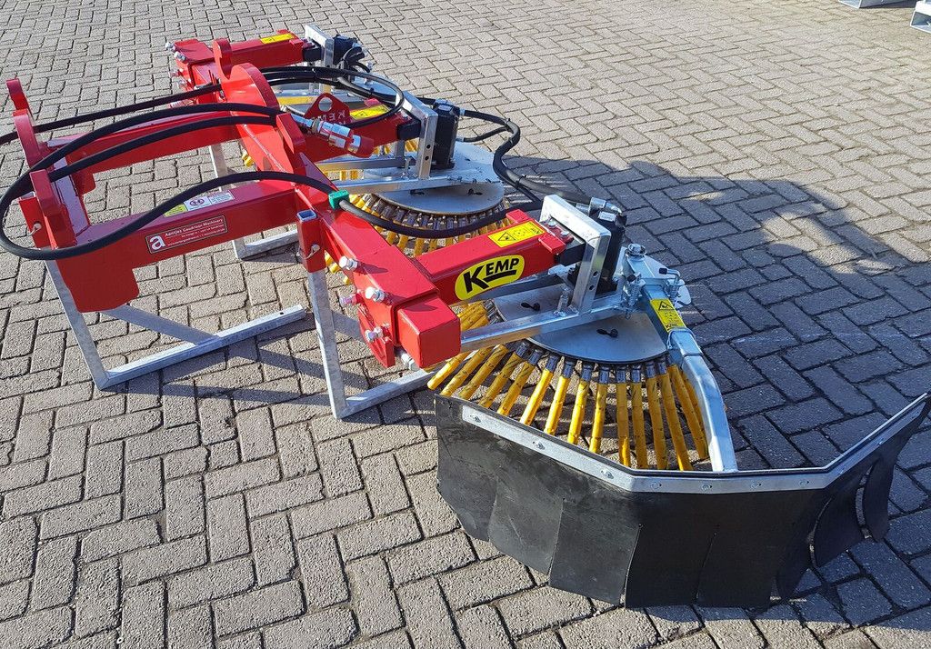 Onkruidborstel Tripel sweeper brush