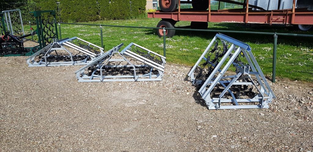 Mini weidesleep meadow aerator