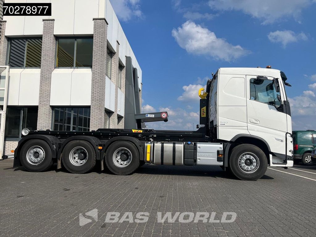 Volvo FH 540 8X4 NEW! HYVA 30-62 Heavy-Duty Lift-Steering Axle Retarder Euro 6