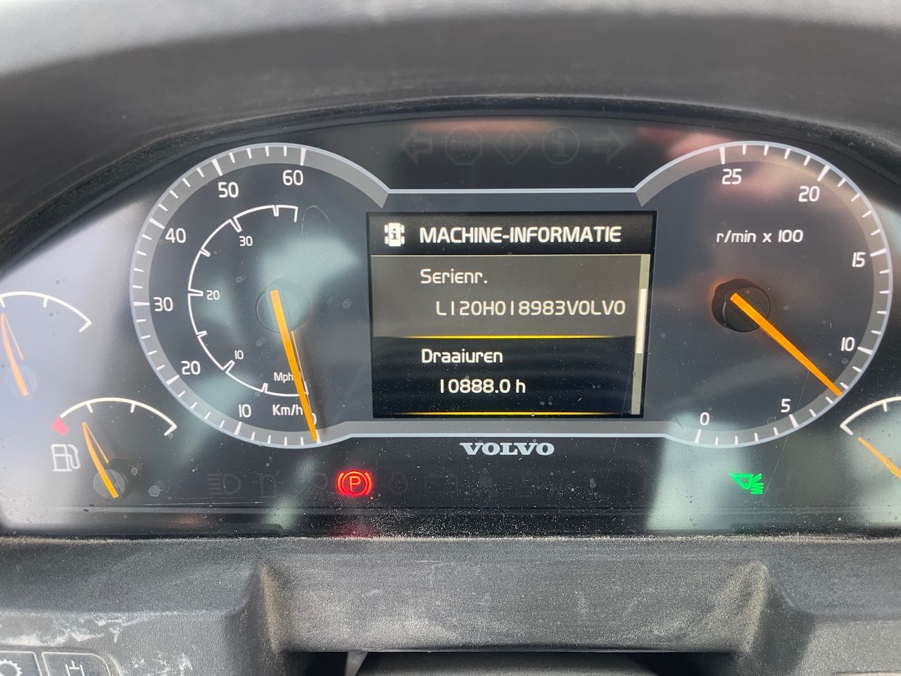 Volvo L120H Co-pilot + CDC + Lock-up