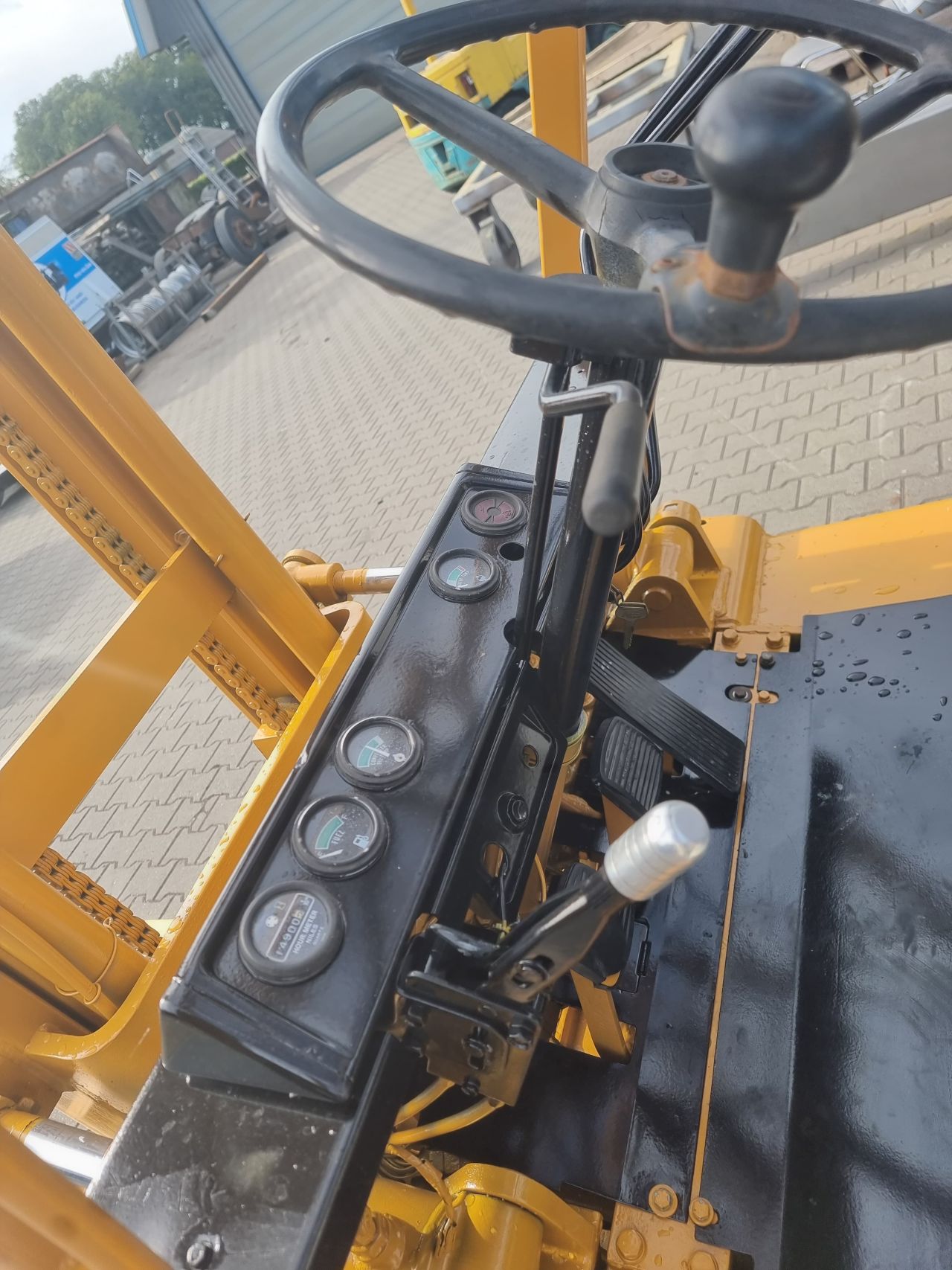 Komatsu fd 40 duplomast 4750.00 ex btw