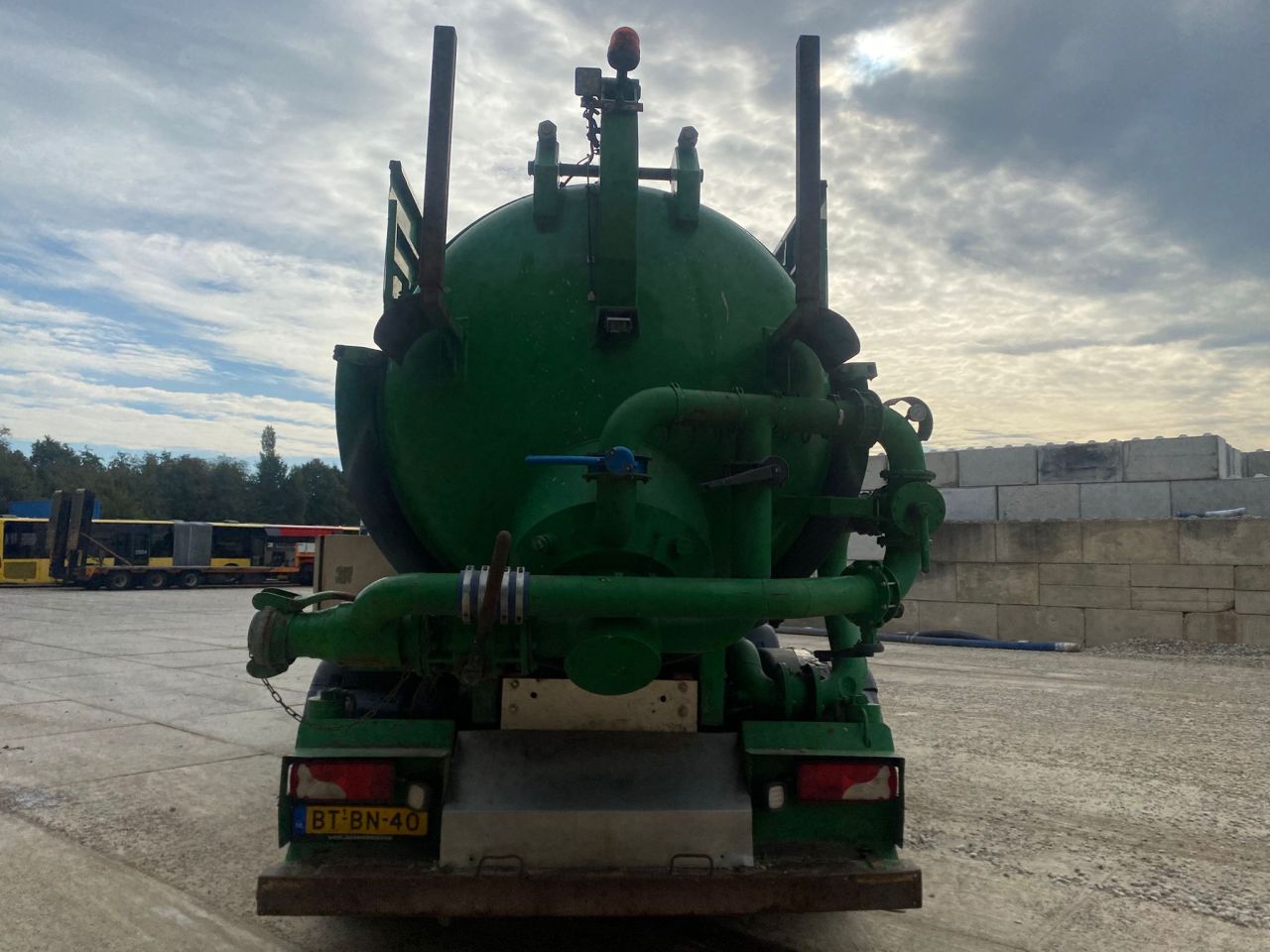MAN 5-asser Amphitec Vortex 8000 zuig-/blaasauto