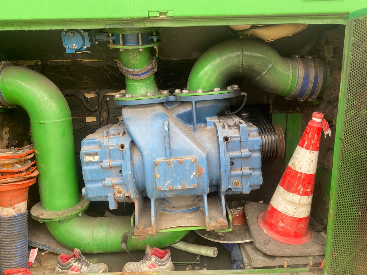 MAN 5-asser Amphitec Vortex 8000 zuig-/blaasauto