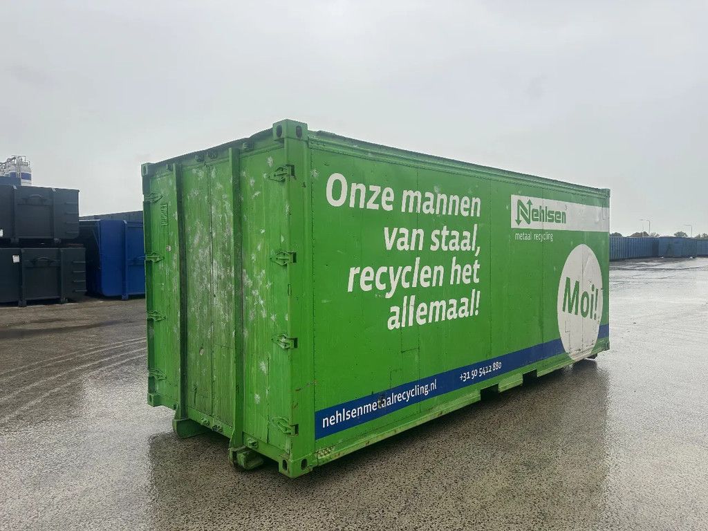 Sidalco Omgekeerde zeecontainer op kabel systeem
