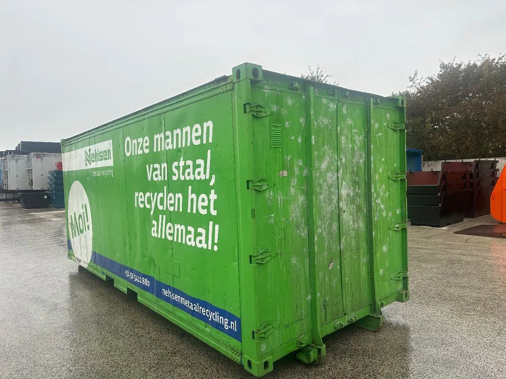 Sidalco Omgekeerde zeecontainer op kabel systeem