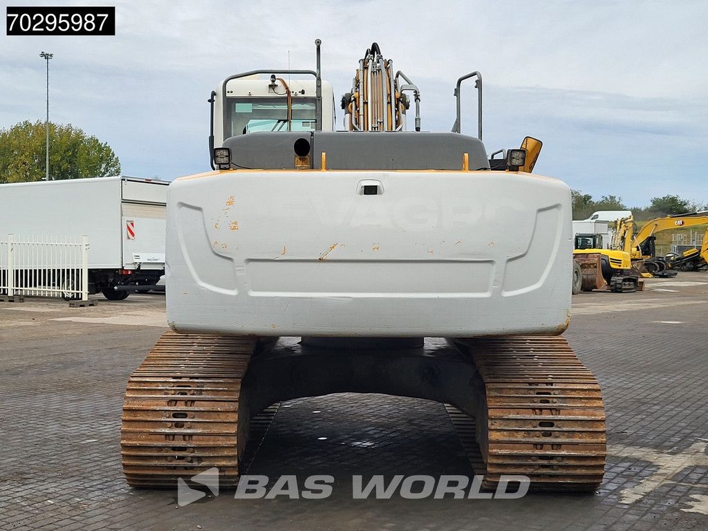 Liebherr Select R922 LC