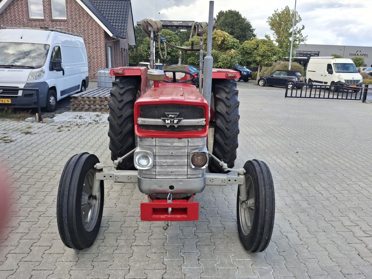Massey ferguson 133
