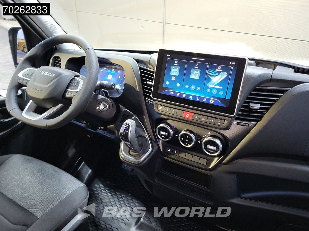 Iveco Daily 35S21 3.0L Automaat Black Edition 210PK L3H2 2025-Model 3,5t Trekvermogen ACC LED CarPlay Camera Parkeersensoren Velgen 16m3 Euro6 L4H2 16m3 Klima