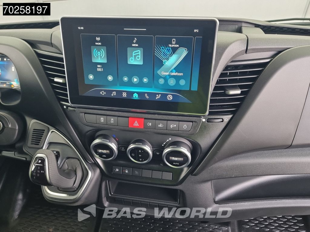 Iveco Daily 35C21 3.0L Automaat L4H2 210PK Dubbellucht 2025-Model 3,5t Trekvermogen ACC LED CarPlay Camera Parkeersensoren 16m3 Euro6 L4 Long 16m3 A/C