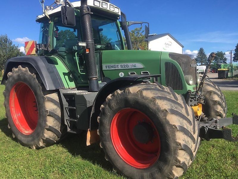 Fendt 820 *GPS Lenksystem*