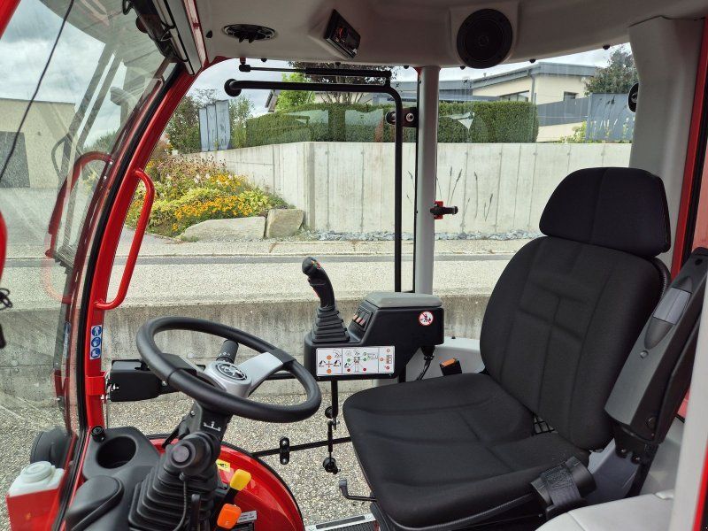 Antonio Carraro SP 4800 Traktor Schlepper Holder Winterdienst