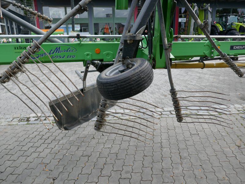 Deutz-Fahr Swatmaster 6952 Evo