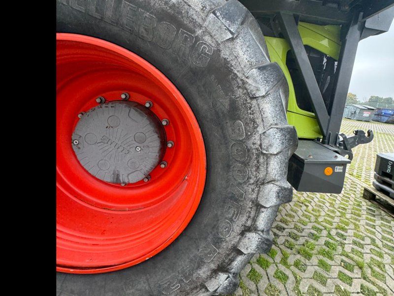 Claas Xerion 4000 Saddle Trac