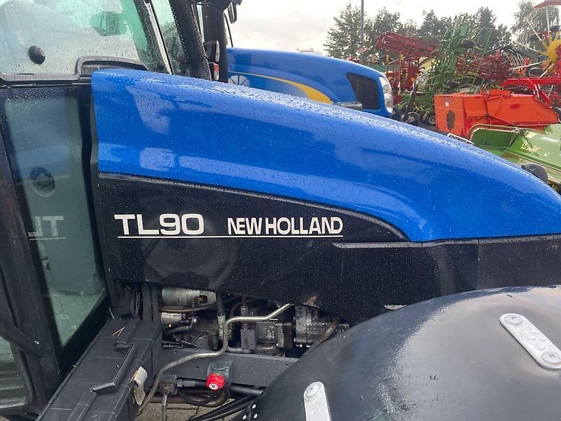 New Holland TL 90