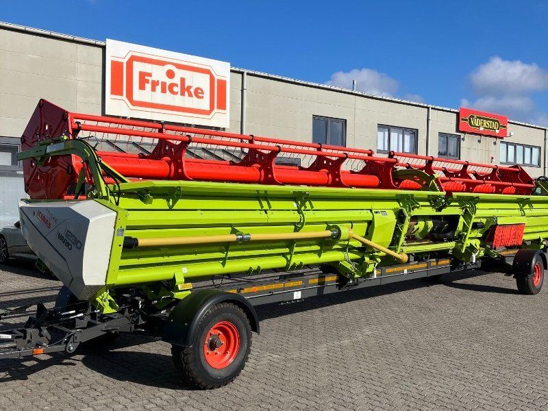 Claas Lexion 8700 TT m. Vario 1230
