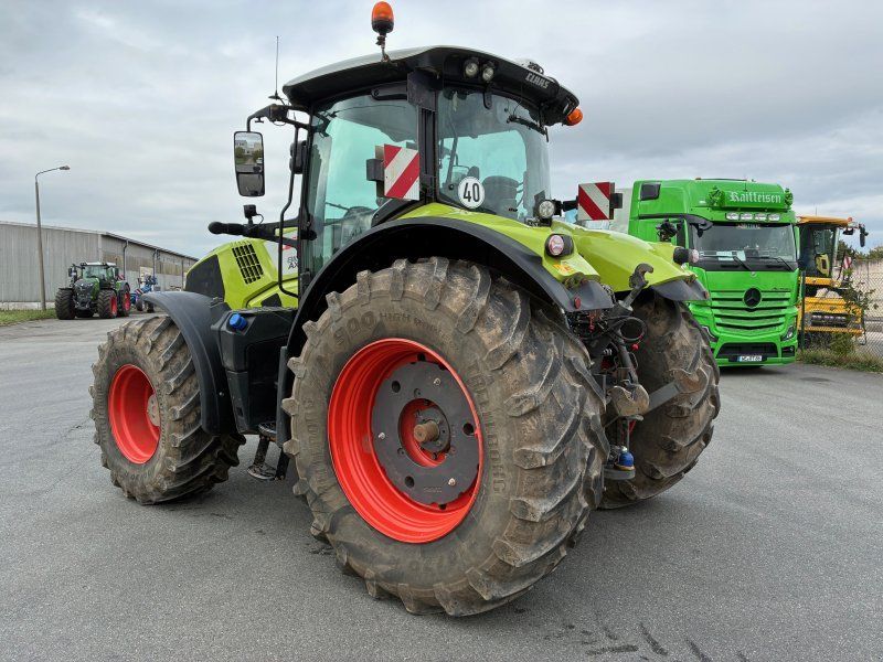 Claas Axion 810