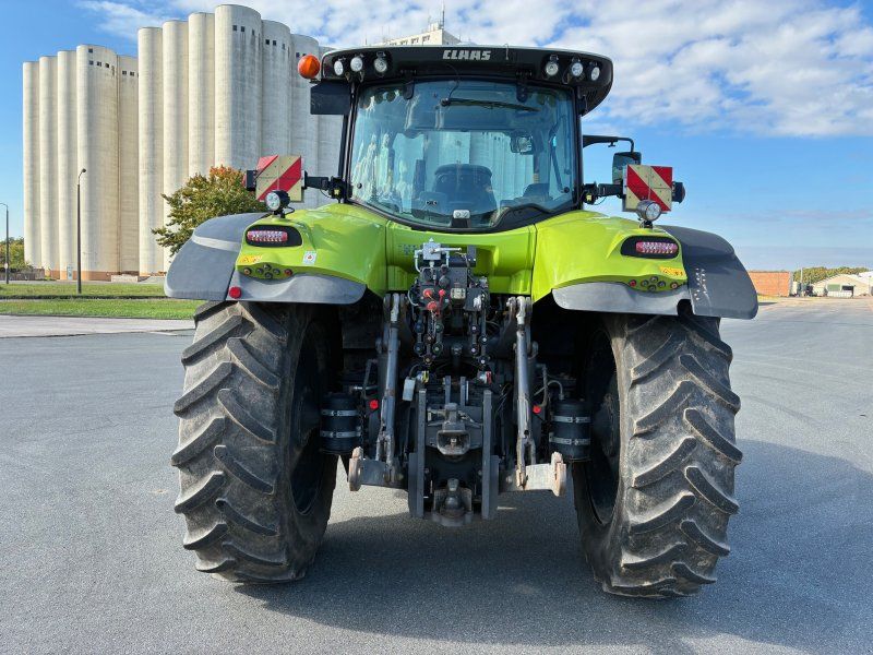Claas Axion 870