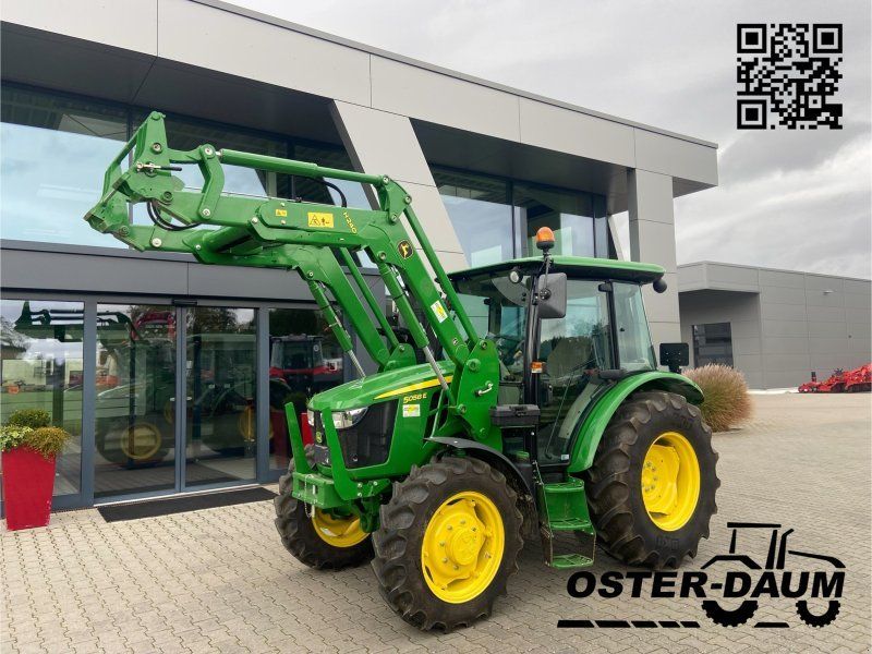 John Deere 5058E