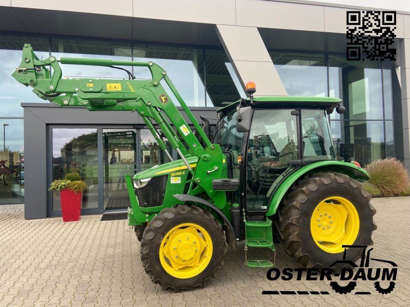 John Deere 5058E