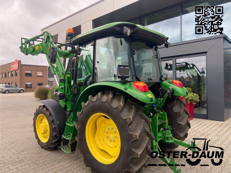 John Deere 5058E
