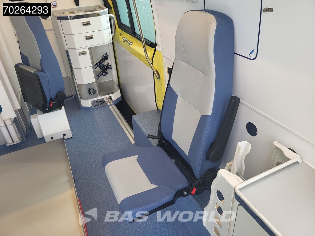 Mercedes Sprinter 319 CDI Automaat Nieuw! Complete Ambulance Ziekenwagen Rettungswagen Krankenwagen A/C