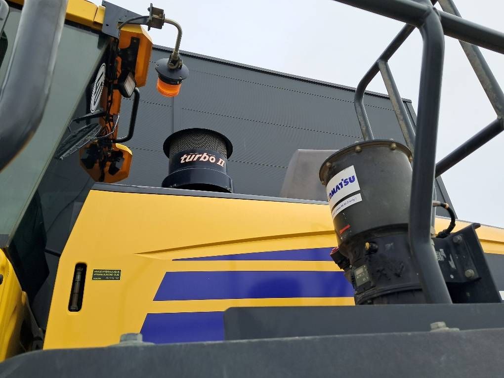 Komatsu WA475-10E0