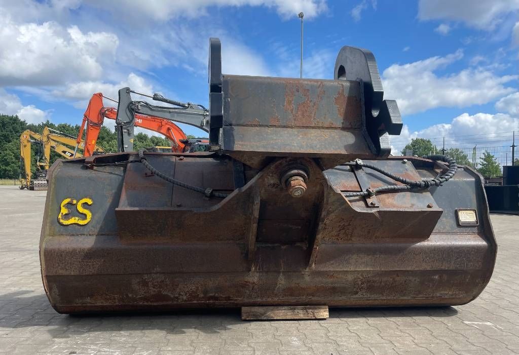 Eurosteel CW45 Kantelbak - Tiltingbucket - Schwenkloffel