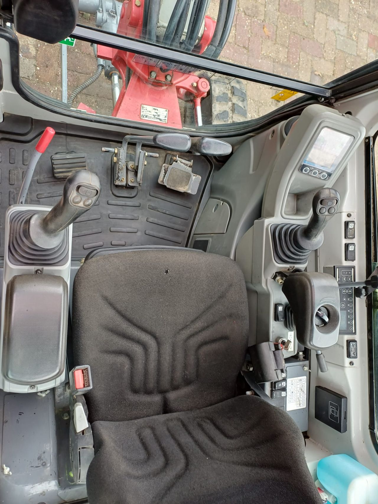Takeuchi TB225 | bj2020 | 2123uur | Nieuwe Engcon
