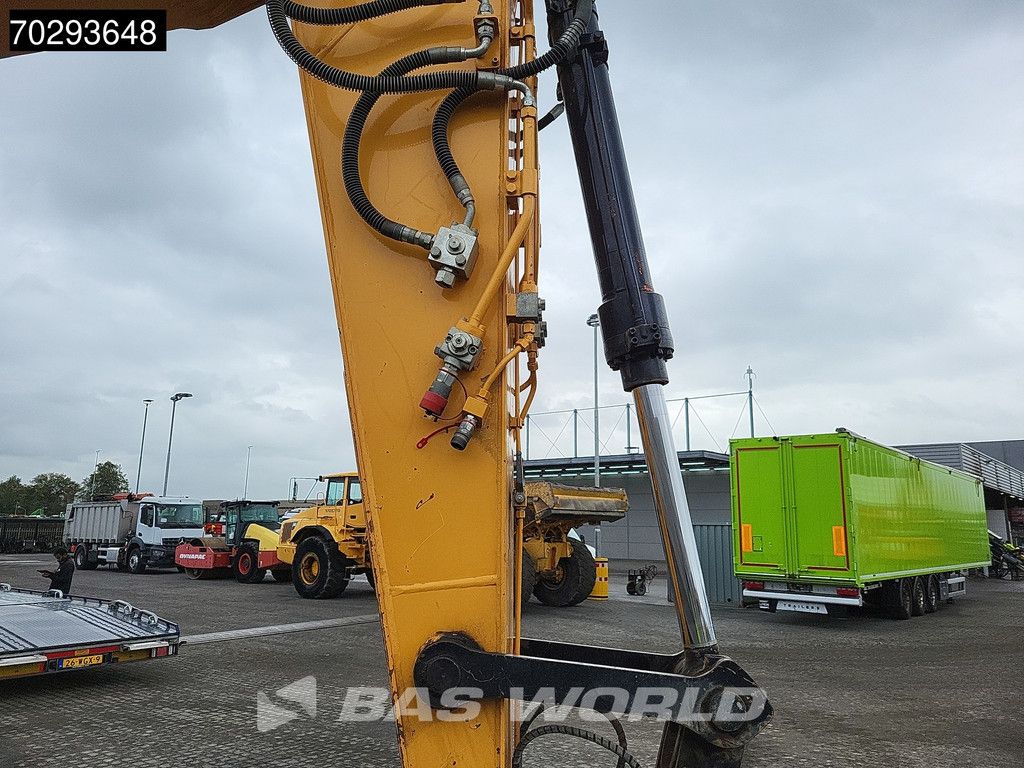 Doosan DX170 W