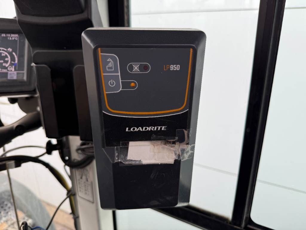 Liebherr L550 X-Power - Quick Coupler / Automatic Greasing