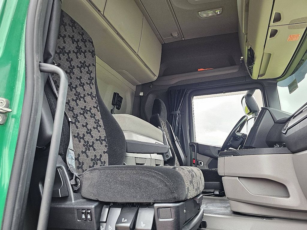 SCANIA R450