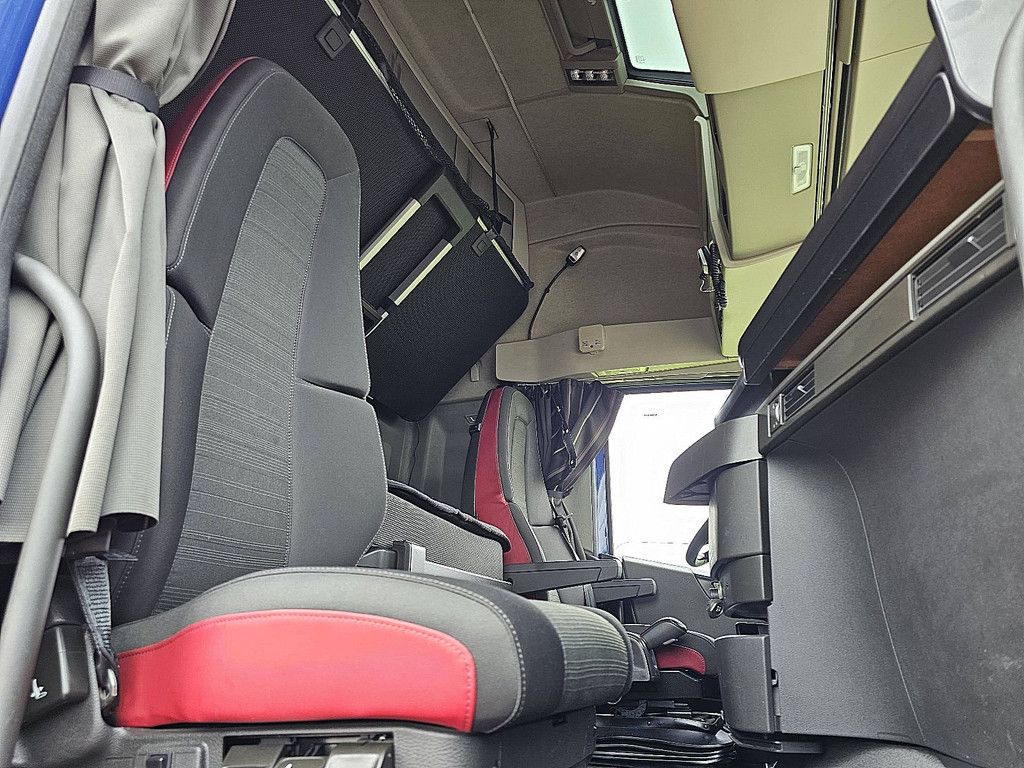 VOLVO FH 460