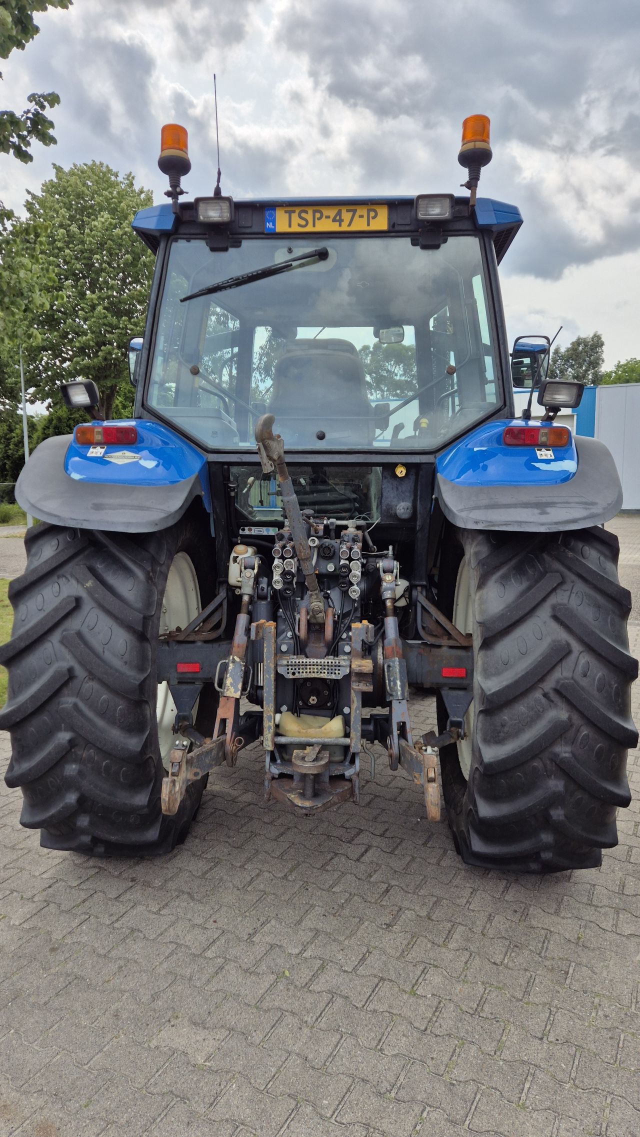 New Holland 8160 RC met Airco en kruip versnelling