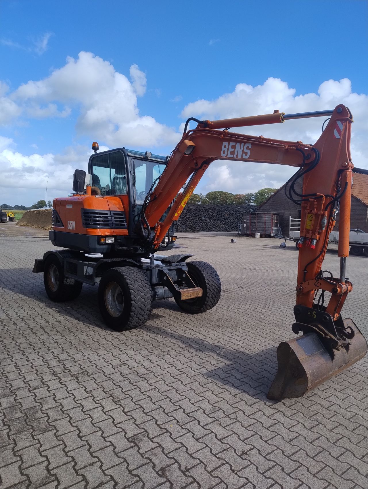 Doosan 55w /Hyundai Robex 55W-9 (4300 uur) snelloper!