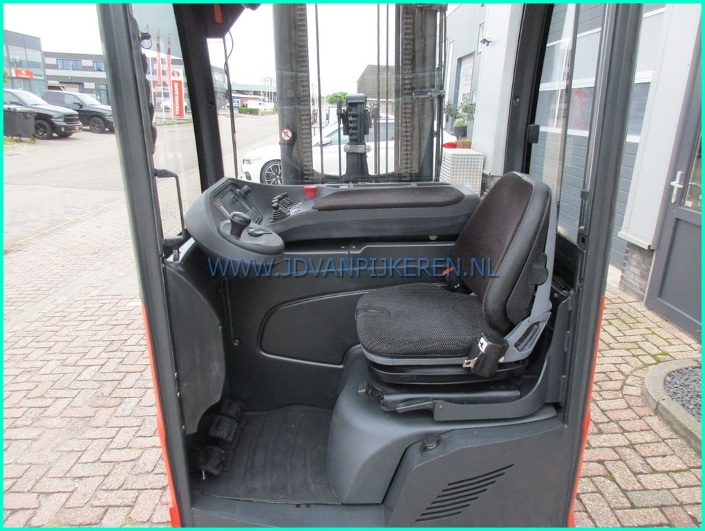 Linde R20G-01 grote wielen triplex 6.8m+sideshift+forkpositioner