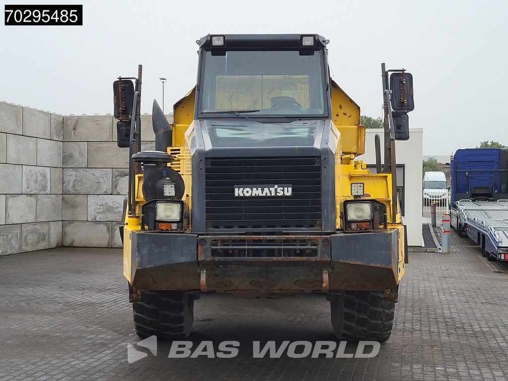 Komatsu HM300-2