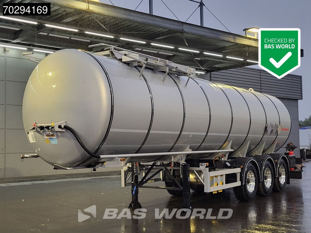 Kässbohrer STS 3 axles New! 32.000L Bitumen