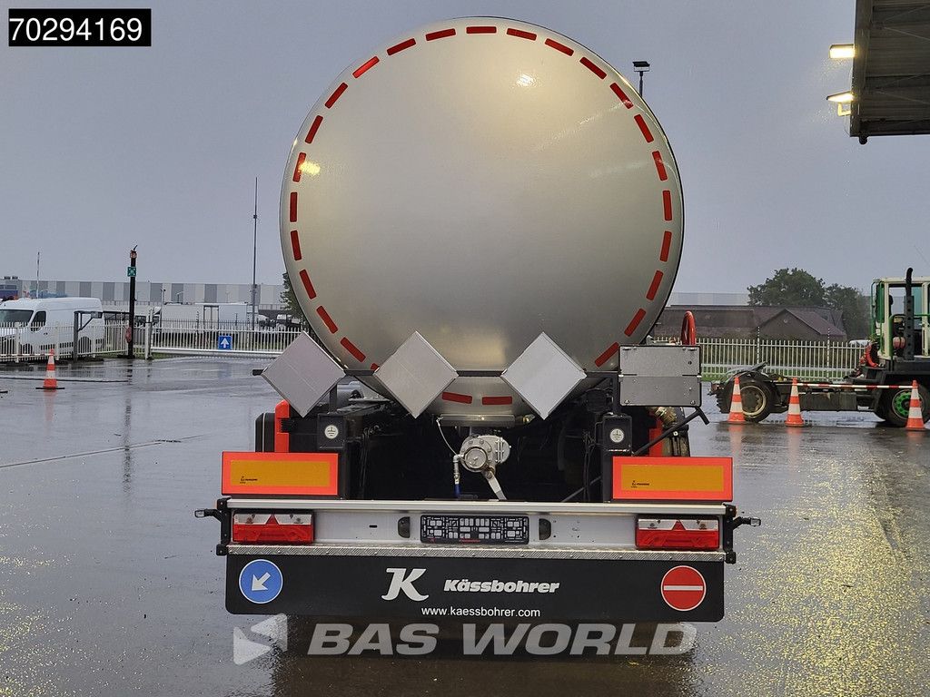 Kässbohrer STS 3 axles New! 32.000L Bitumen
